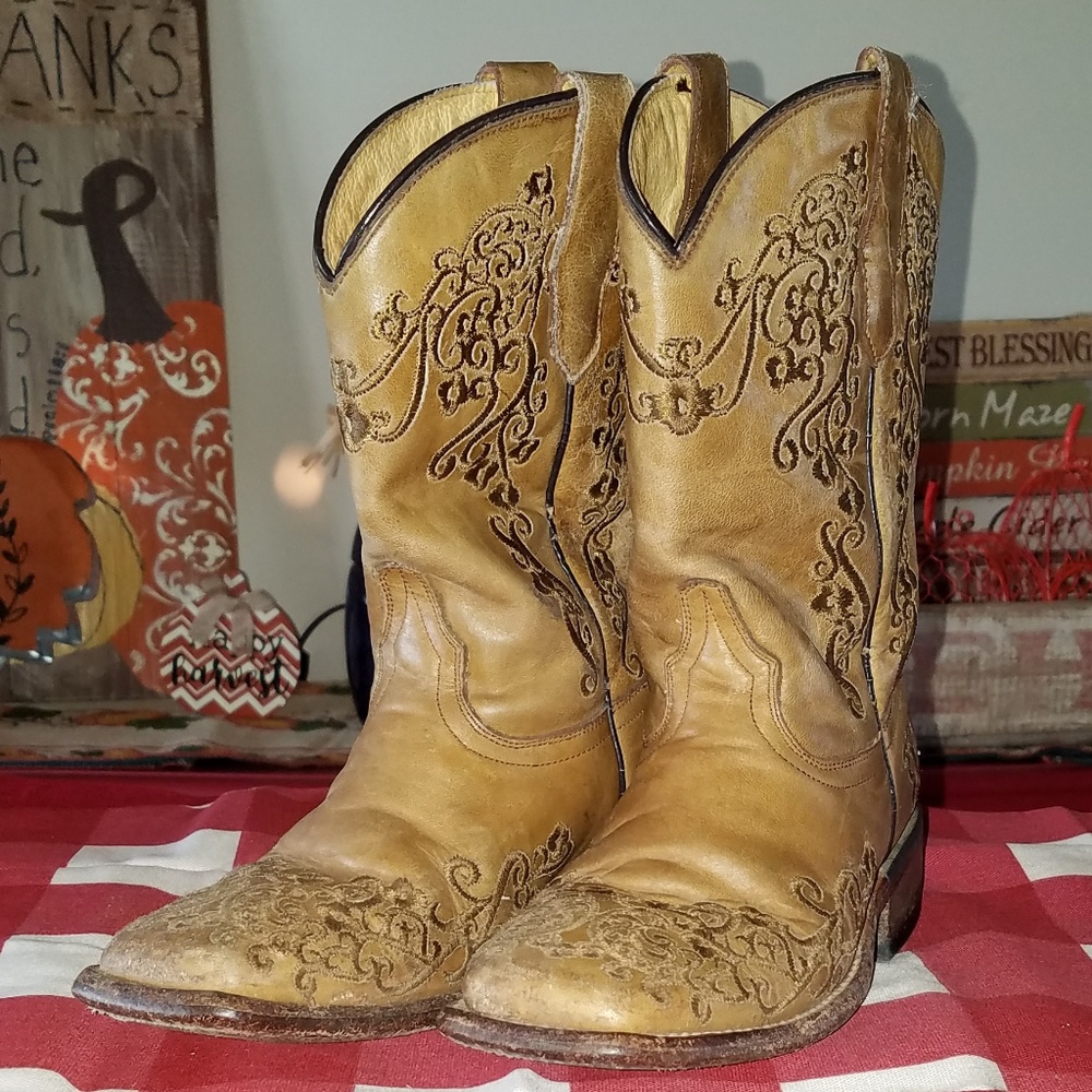 Girls Corral Floral Embroidered Boots